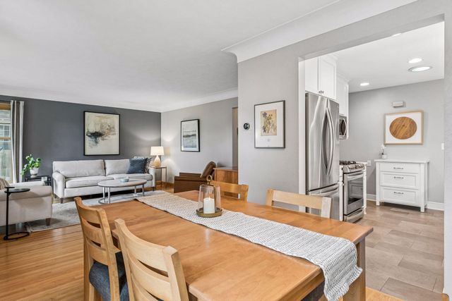 1375 Wellesley Avenue, Saint Paul, MN 55105