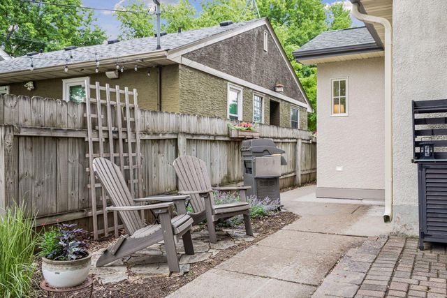 1375 Wellesley Avenue, Saint Paul, MN 55105