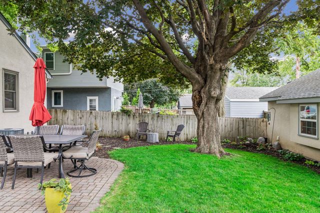 1375 Wellesley Avenue, Saint Paul, MN 55105