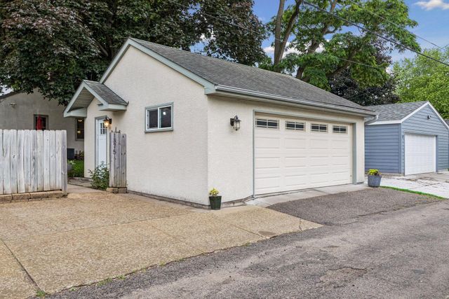 1375 Wellesley Avenue, Saint Paul, MN 55105
