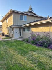 2236 Peach Avenue # 3, Clovis, CA 93612