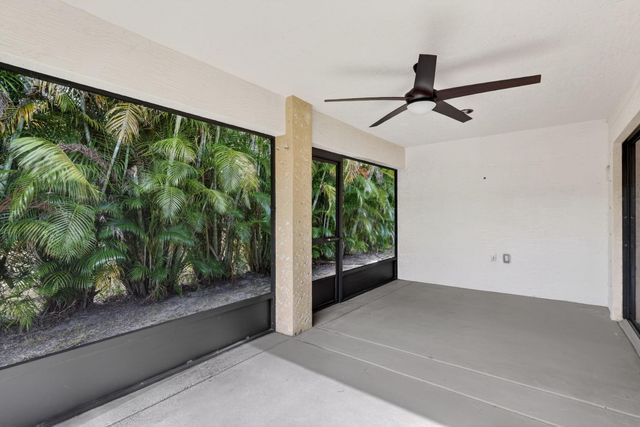 5 Flamenco Way, Port St. Lucie, Port St Lucie, FL 34952