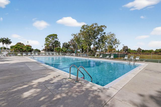 5 Flamenco Way, Port St. Lucie, Port St Lucie, FL 34952