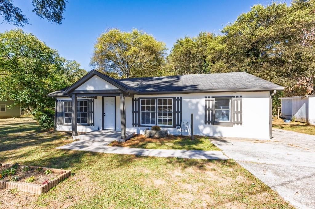 24 E Iron Belt Road, Cartersville, GA 30120