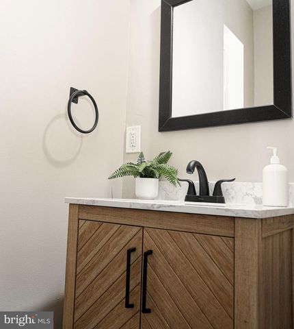 601 N LOUDON AVE, Baltimore, MD 21229