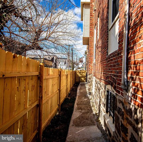 601 N LOUDON AVE, Baltimore, MD 21229