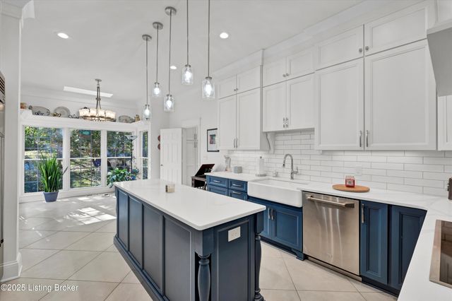 4019 Taylorsville Rd, Taylorsville, KY 40071