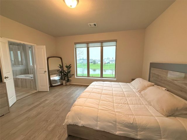 15782 Cairnwell Bend Drive, Humble, TX 77346