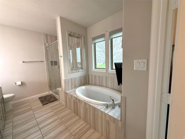 15782 Cairnwell Bend Drive, Humble, TX 77346