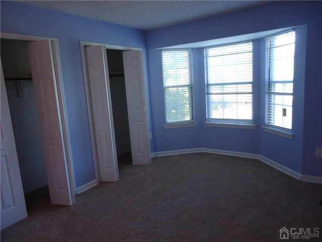 313 Wimbeldon Court, North Brunswick, NJ 08902