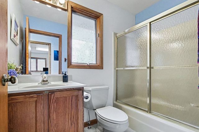 26469 N Il Route 83, Mundelein, IL 60060