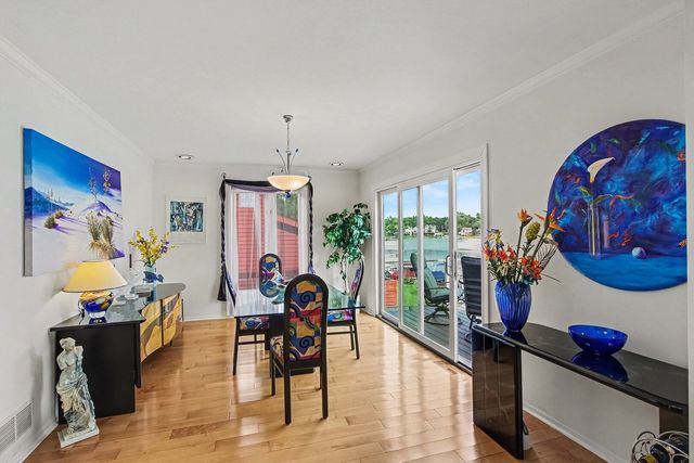 26469 N Il Route 83, Mundelein, IL 60060