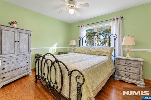 123 Sussex Road, Bergenfield, NJ 07621
