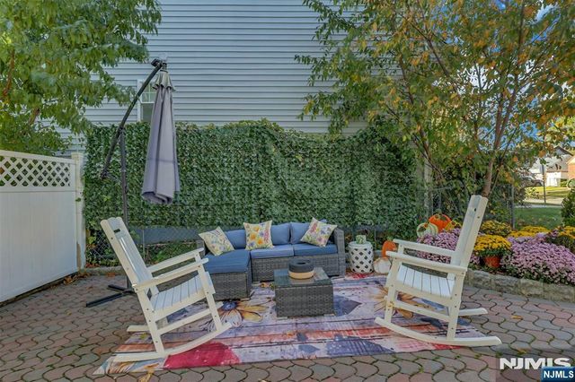 123 Sussex Road, Bergenfield, NJ 07621