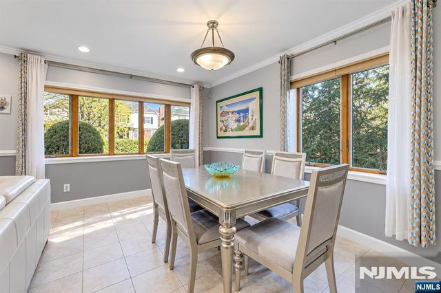 123 Sussex Road, Bergenfield, NJ 07621