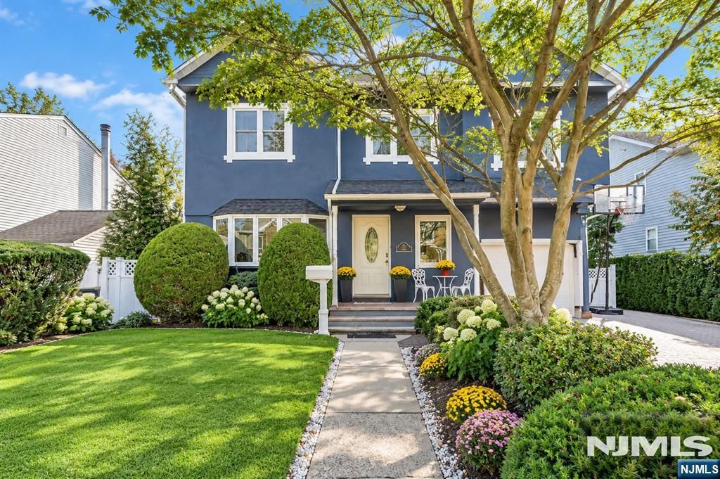 123 Sussex Road, Bergenfield, NJ 07621