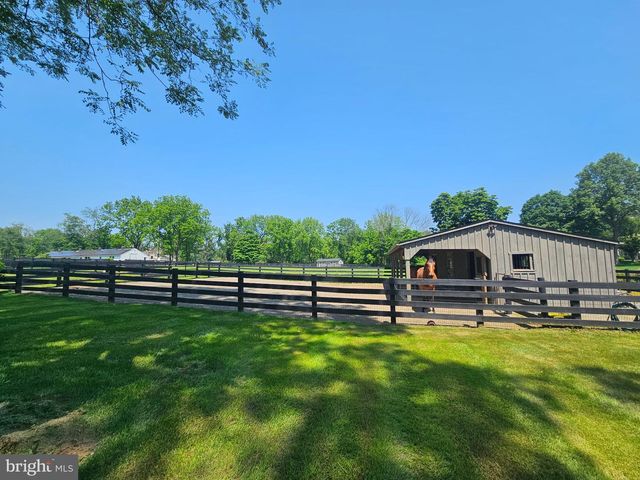 112 PLEASANT GROVE RD, Long Valley, NJ 07853