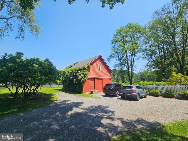 112 PLEASANT GROVE RD, Long Valley, NJ 07853