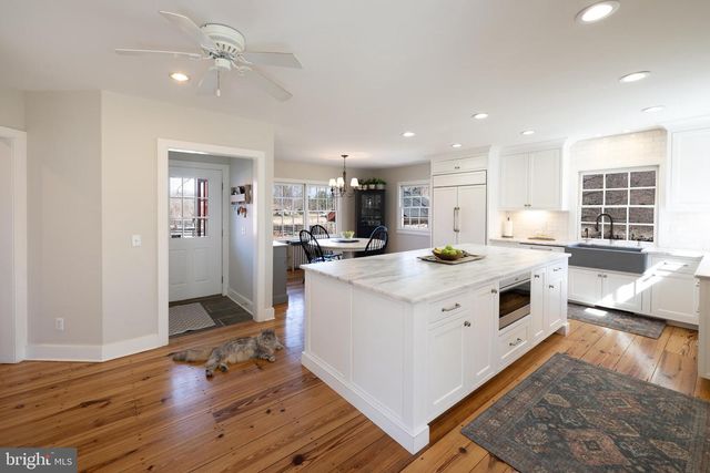 112 PLEASANT GROVE RD, Long Valley, NJ 07853