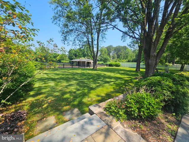 112 PLEASANT GROVE RD, Long Valley, NJ 07853