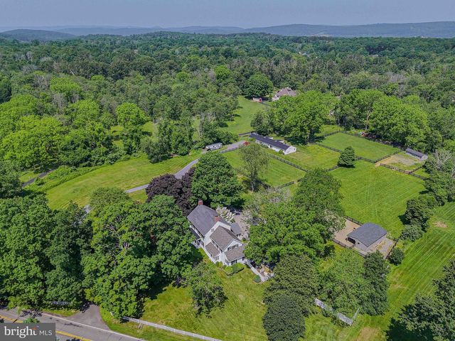 112 PLEASANT GROVE RD, Long Valley, NJ 07853