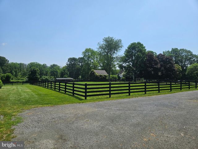 112 PLEASANT GROVE RD, Long Valley, NJ 07853