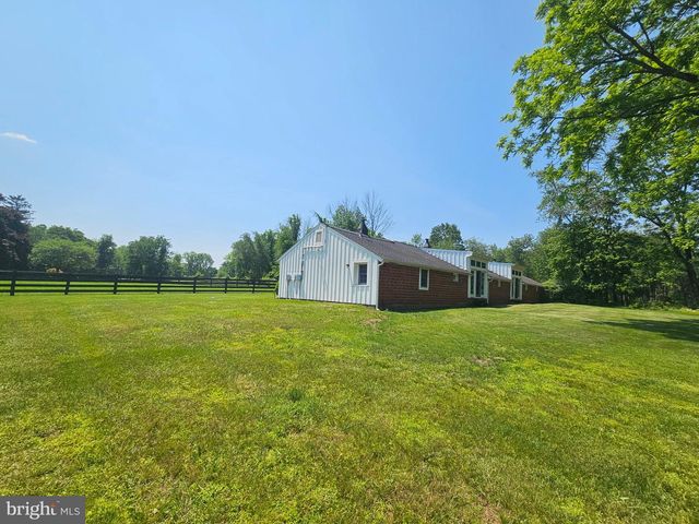 112 PLEASANT GROVE RD, Long Valley, NJ 07853