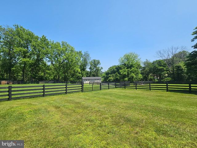 112 PLEASANT GROVE RD, Long Valley, NJ 07853