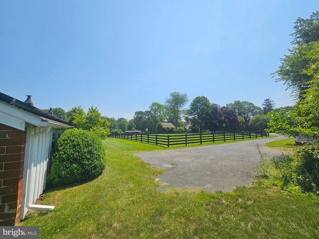 112 PLEASANT GROVE RD, Long Valley, NJ 07853