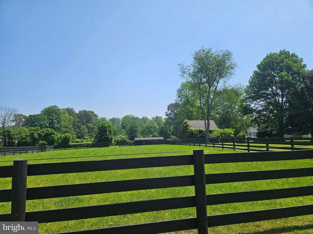 112 PLEASANT GROVE RD, Long Valley, NJ 07853