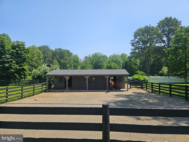 112 PLEASANT GROVE RD, Long Valley, NJ 07853