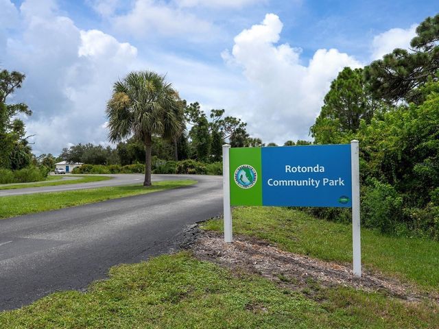 104 ARROW LANE, Rotonda West, FL 33947