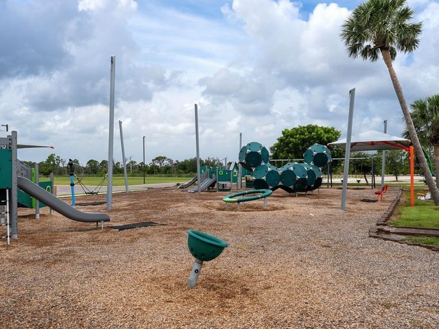 104 ARROW LANE, Rotonda West, FL 33947