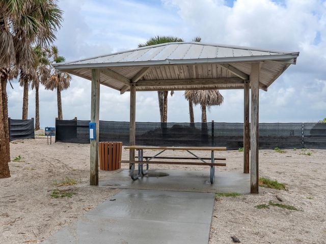 104 ARROW LANE, Rotonda West, FL 33947