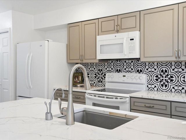 8386 W 87th Dr A, Arvada, CO 80005