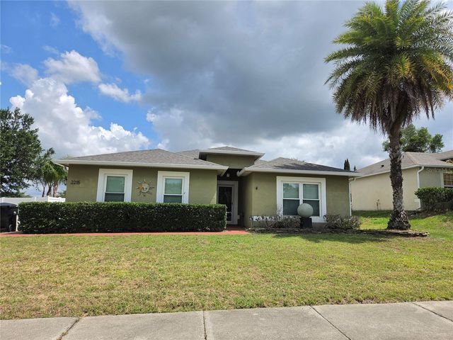 2215 KINGSCREST CIRCLE, Apopka, FL 32712