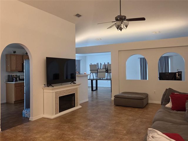 2215 KINGSCREST CIRCLE, Apopka, FL 32712