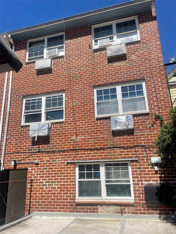 97-10 43 Avenue, Corona, NY 11368