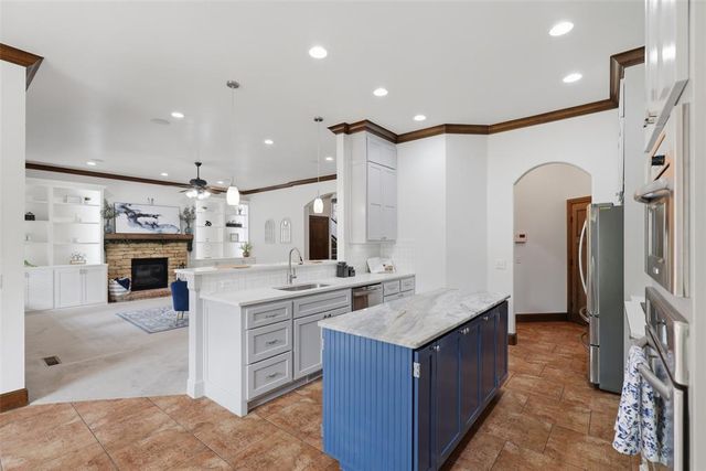 4516 Boulder Bridge Way, Edmond, OK 73034