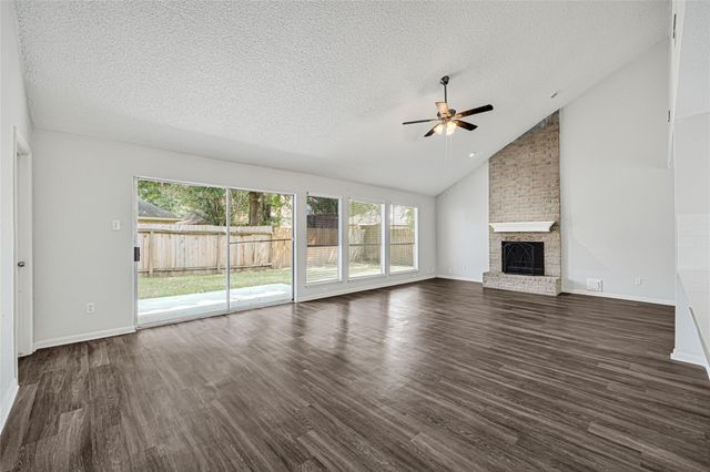 2314 Bright Meadows Drive, Missouri City, TX 77489