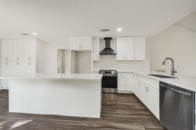 2314 Bright Meadows Drive, Missouri City, TX 77489