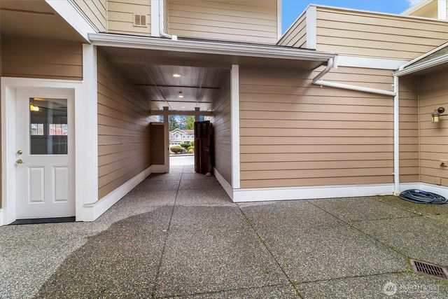 2307 Sundown Court, Anacortes, WA 98221
