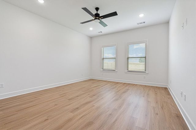 6908 SW Orange Avenue, Bentonville, AR 72713