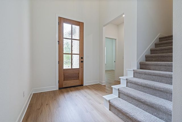 6908 SW Orange Avenue, Bentonville, AR 72713