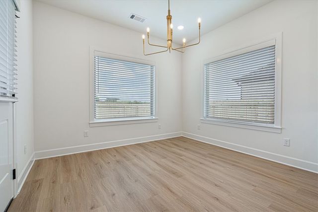 6908 SW Orange Avenue, Bentonville, AR 72713