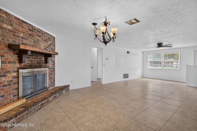 9954 LARKDALE Court, Jacksonville, FL 32257