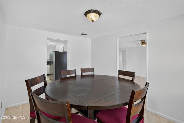 9954 LARKDALE Court, Jacksonville, FL 32257