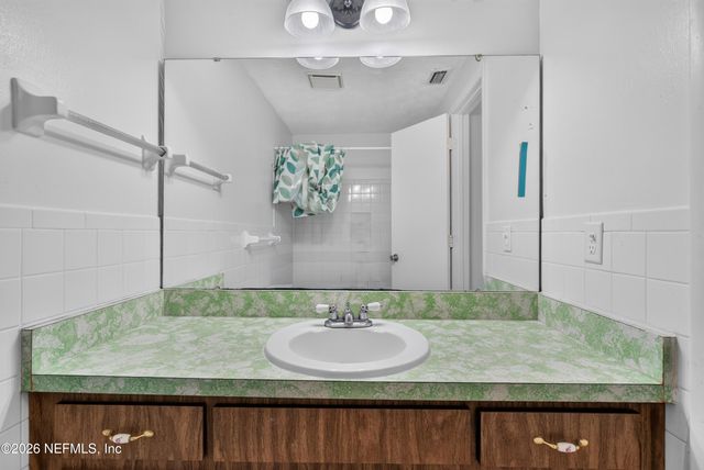 9954 LARKDALE Court, Jacksonville, FL 32257