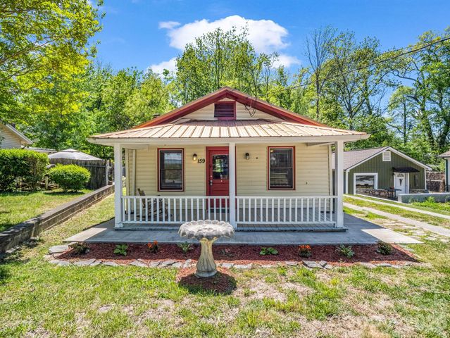 159 Onteora Boulevard, Asheville, NC 28803