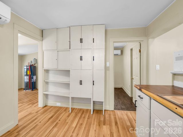 159 Onteora Boulevard, Asheville, NC 28803